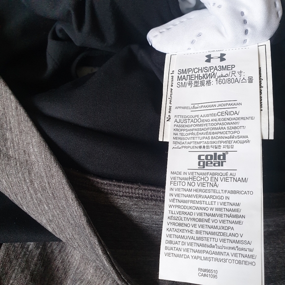Under Armour ColdGear Reactor 3G Pullover Mock Neck Black & Grey Vest Jacket SM - Picture 9 of 16